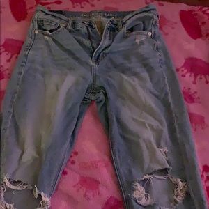 American Eagle mom jeans size 4